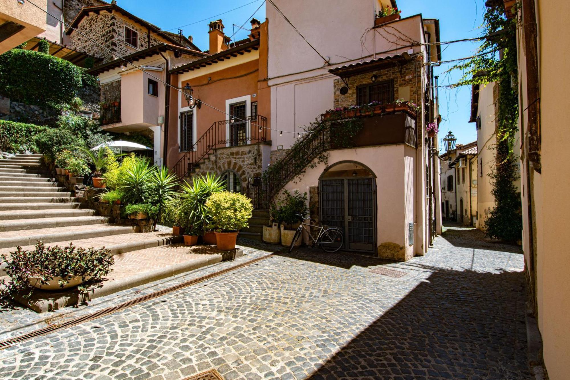 Apartamento Finestra Sul Borgo Trevignano Romano Exterior foto