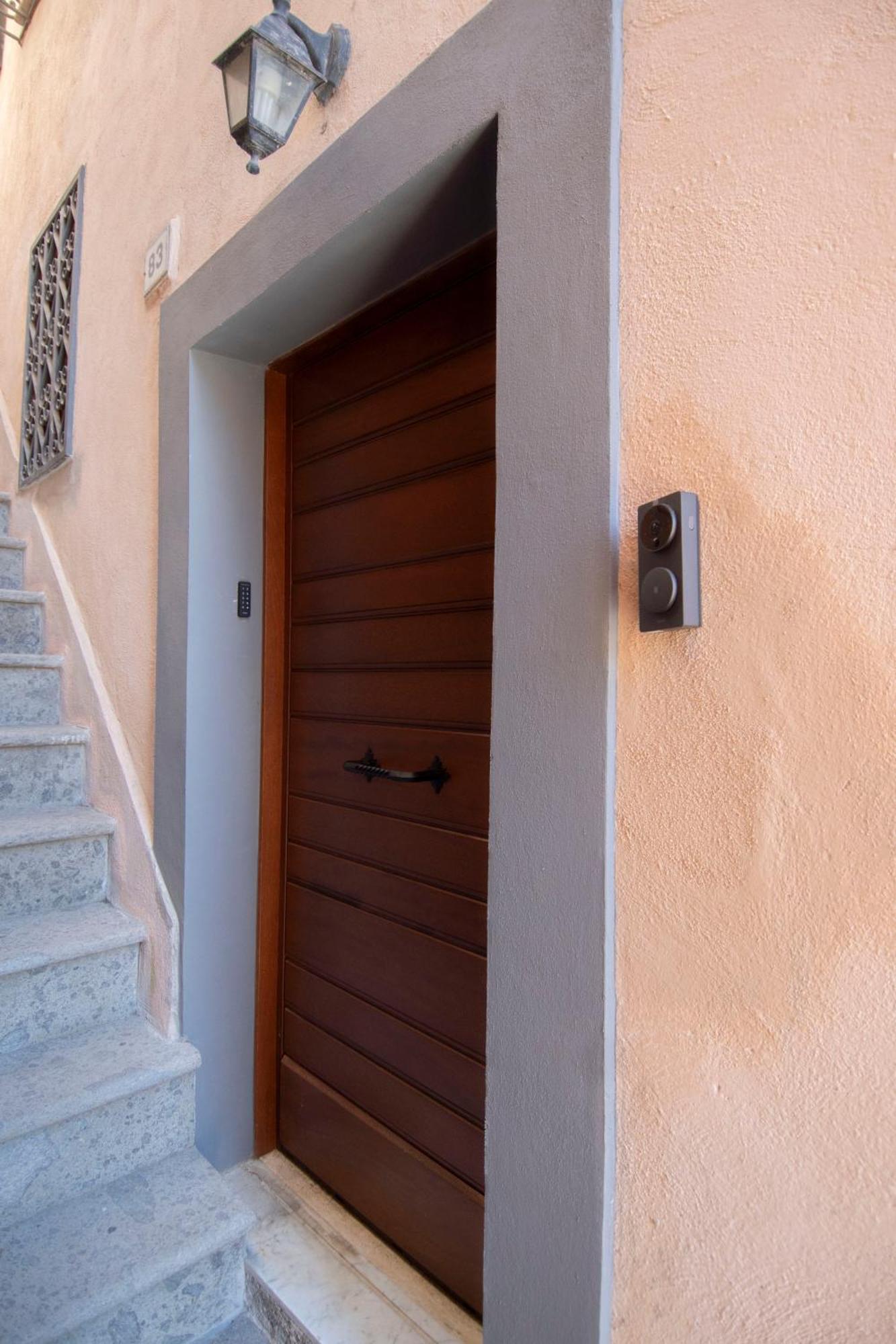 Apartamento Finestra Sul Borgo Trevignano Romano Exterior foto